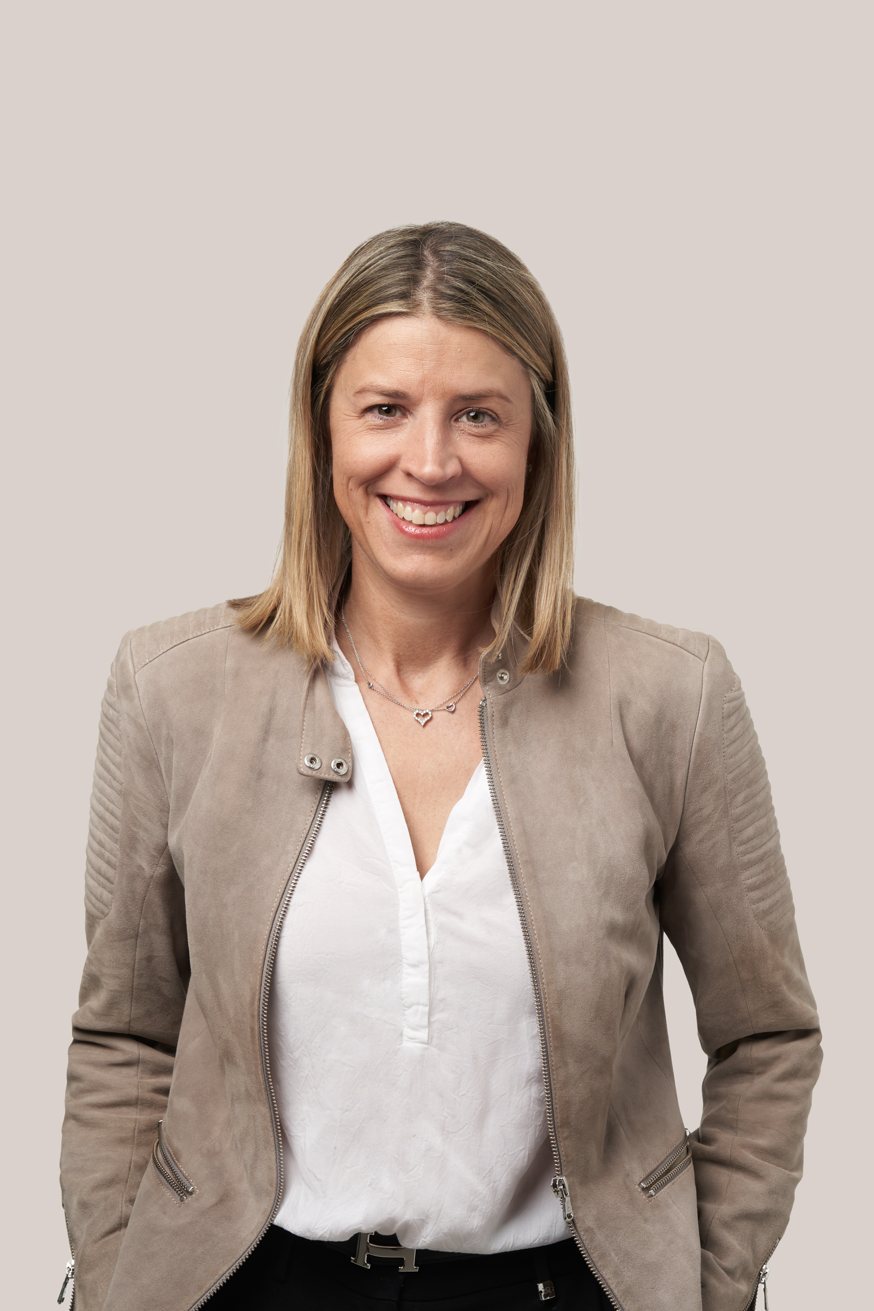 Karine Fournier, Associée | Cocheffe du groupe de Montréal - Travail, Emploi et Droits de la personne