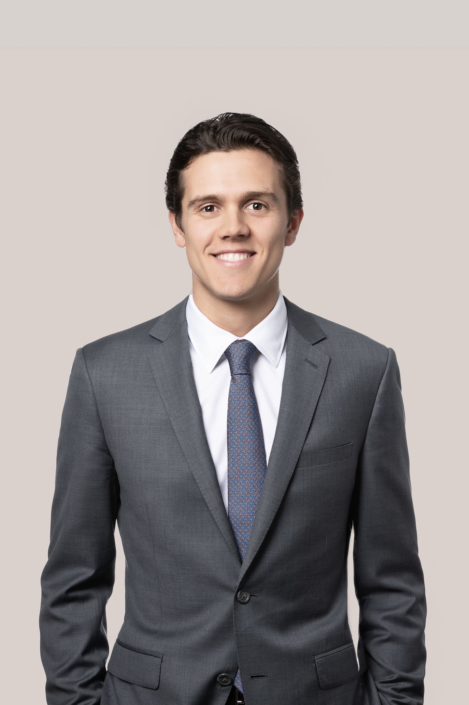 Will Andrews, Stagiaire en droit