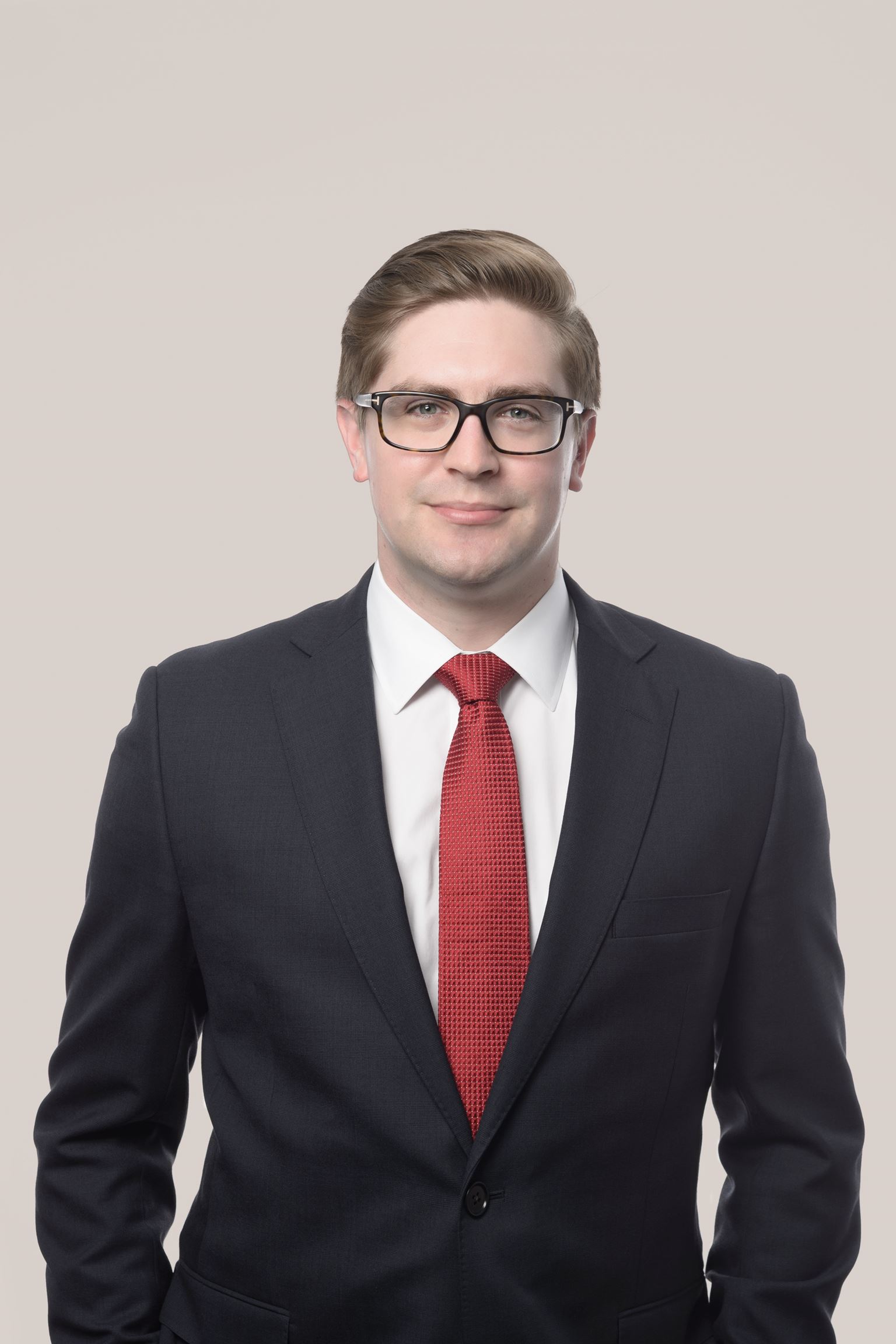 Ariel-Laver-Lawyer-vancouver