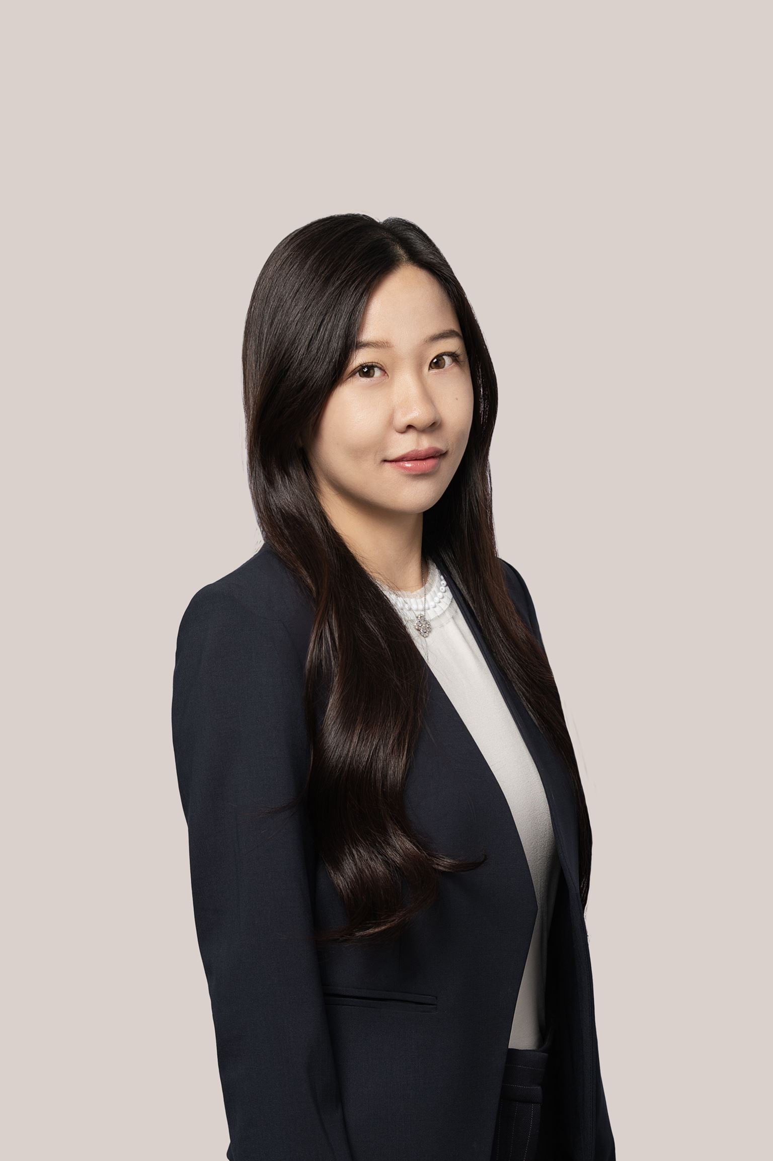 Angela Zhou, Articling Student