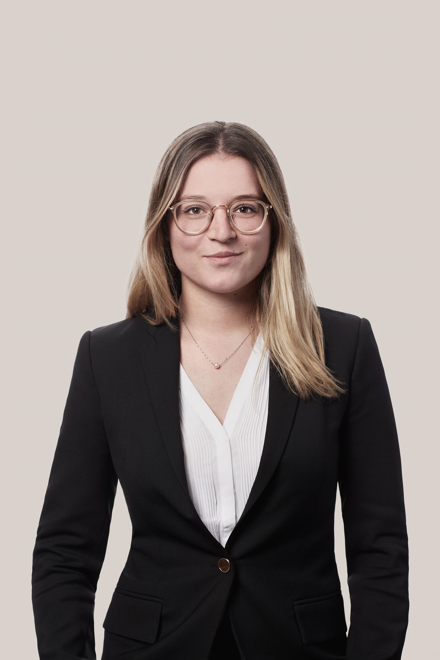 Marilou Simard | Summer Law Student in Montréal