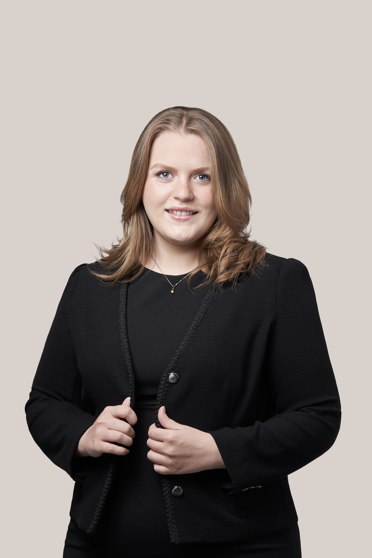 Claudia Paquette, Avocate