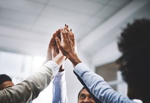 Canadian Lawyer nomme Fasken dans son nouveau rapport 5-Star Pro Bono Firms 2023