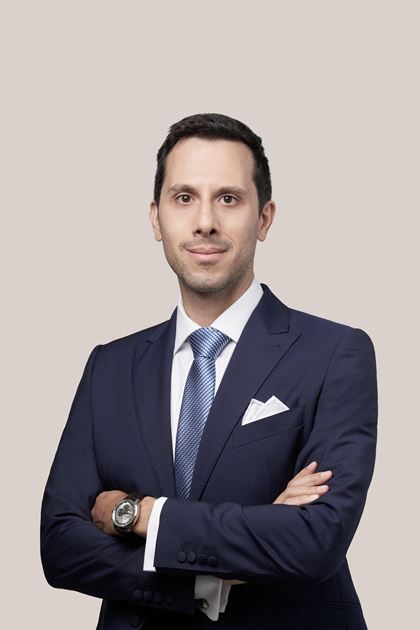 Slama Attorney Rémi Slama, LLM | Corporate/Commercial Lawyer in Montréal | People | Fasken