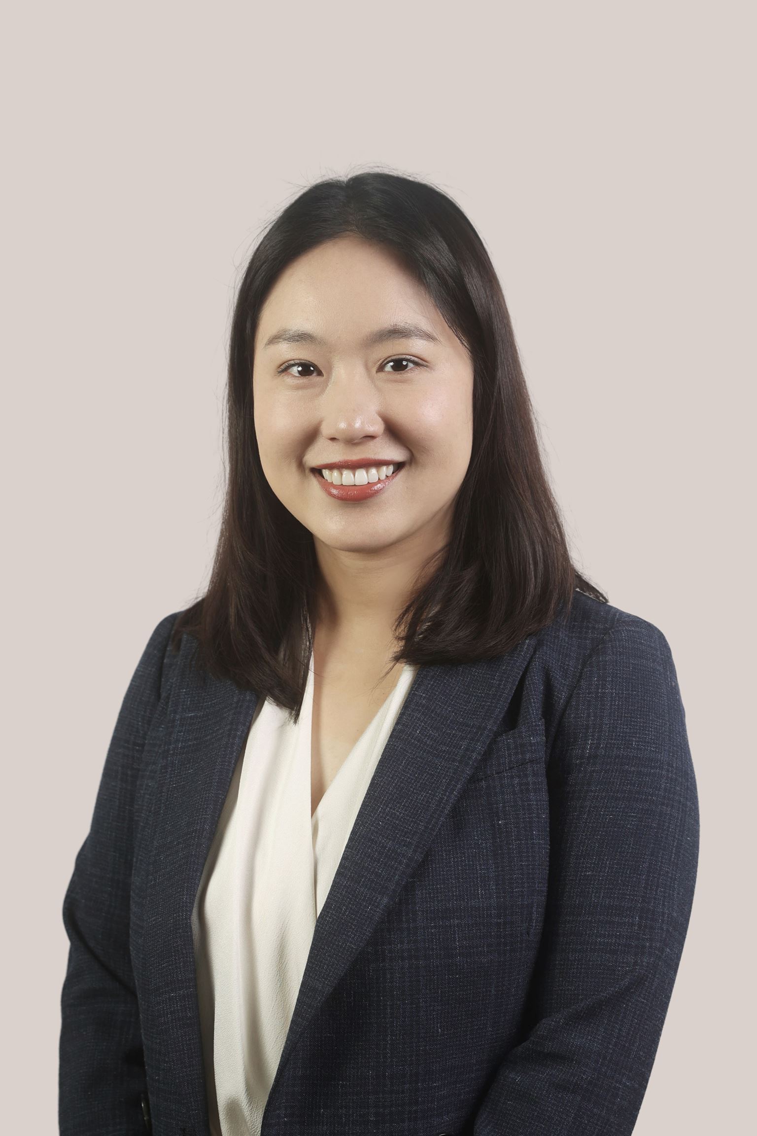 Melody Li, Associate | Banking & Finance