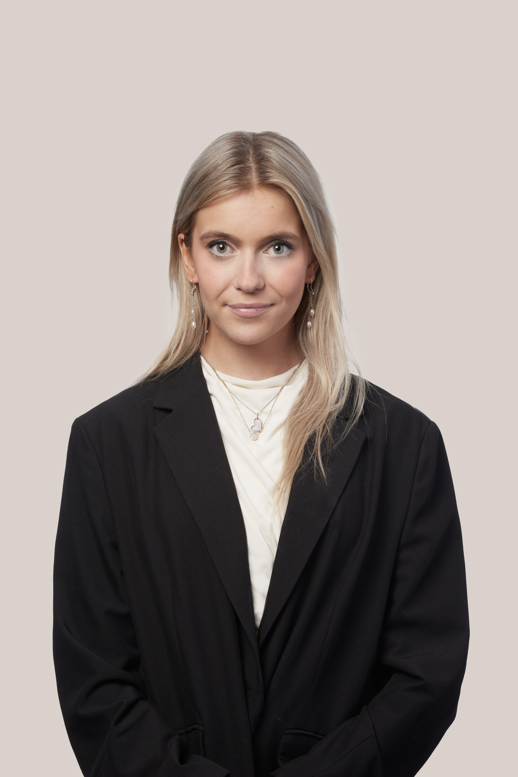 Marie Péladeau, Articling Student