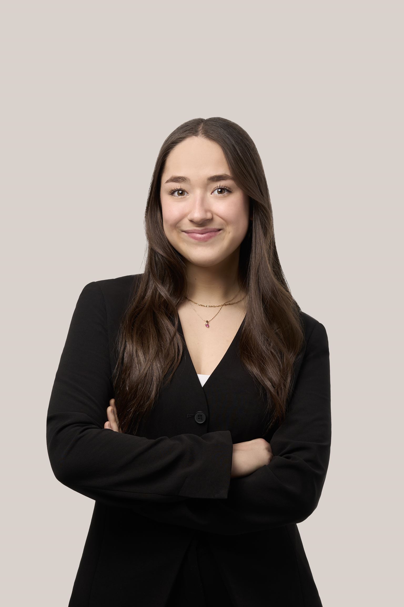 Bettina Agirbicianu, Student