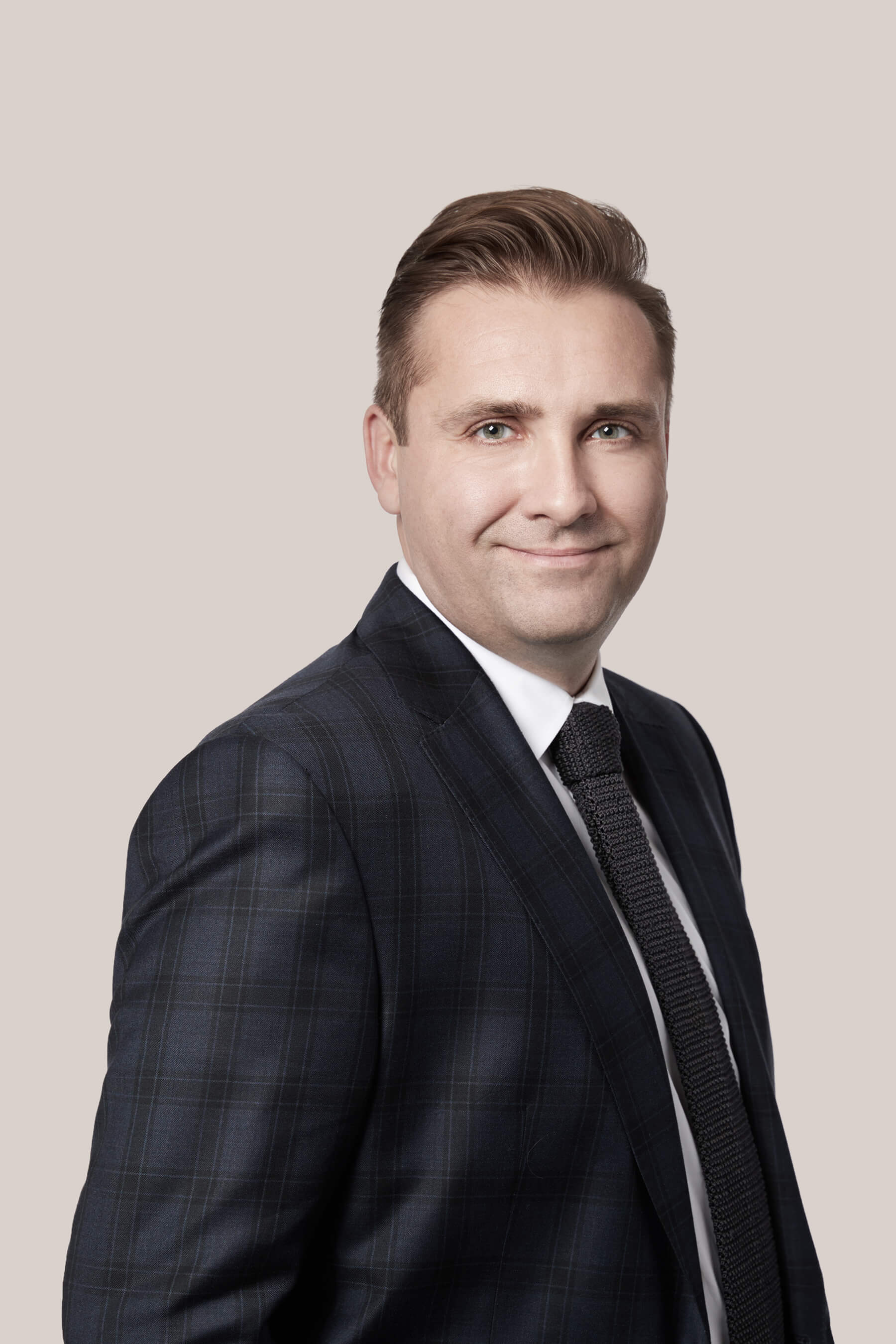Krisztian Toth Toronto Lawyer