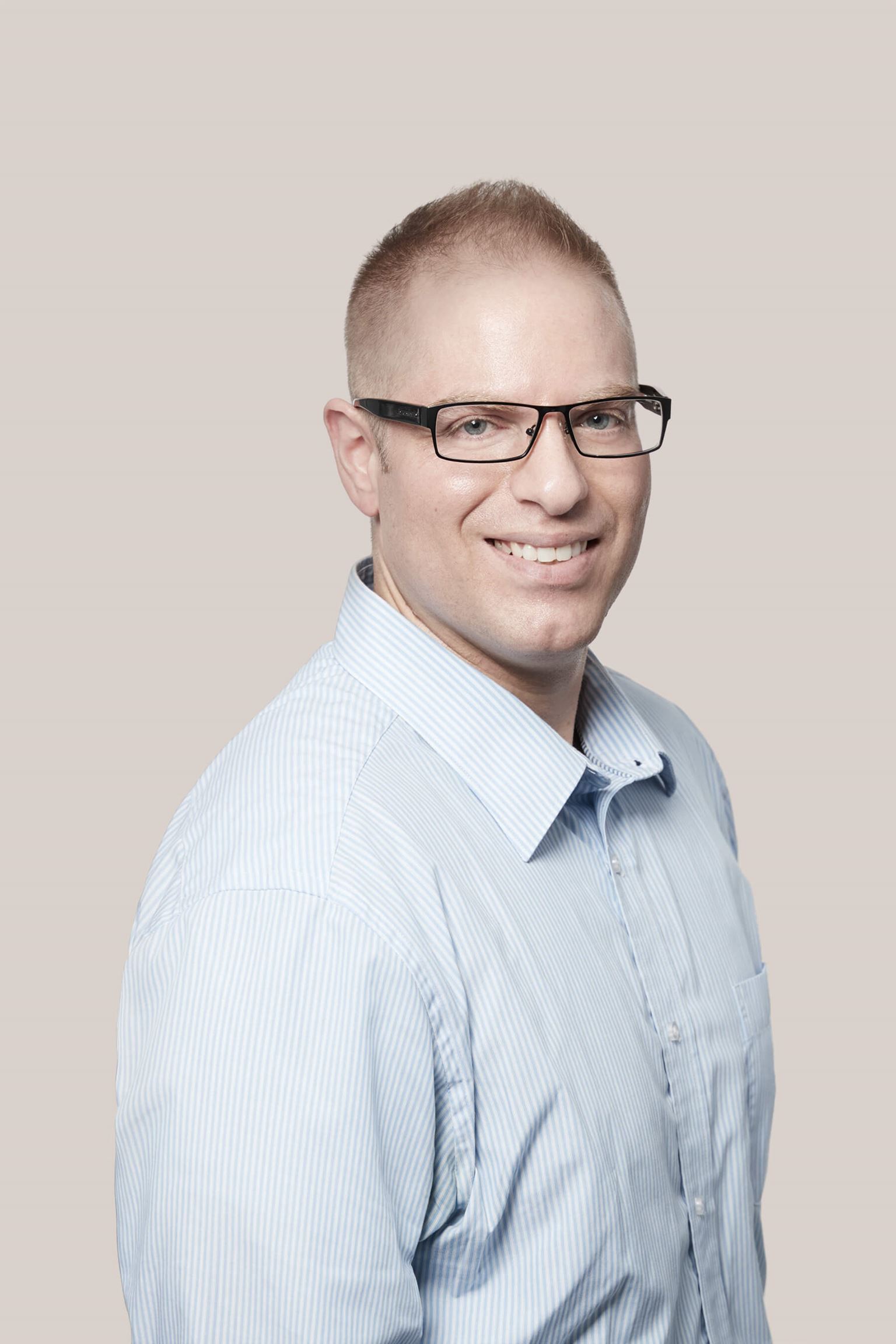 Adam Simon Toronto Paralegal/Law Clerk
