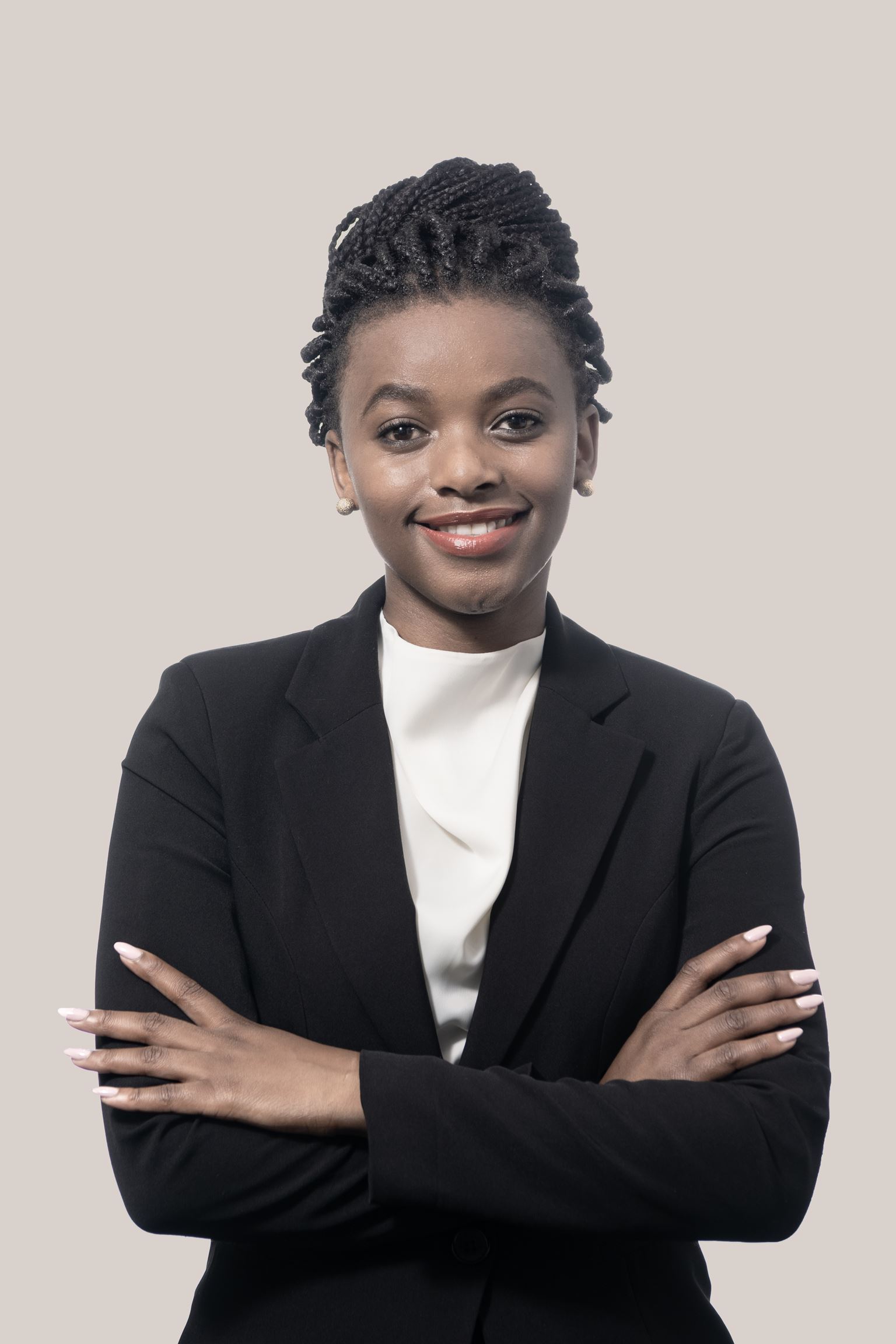 Thulisile  Cingo, Associate