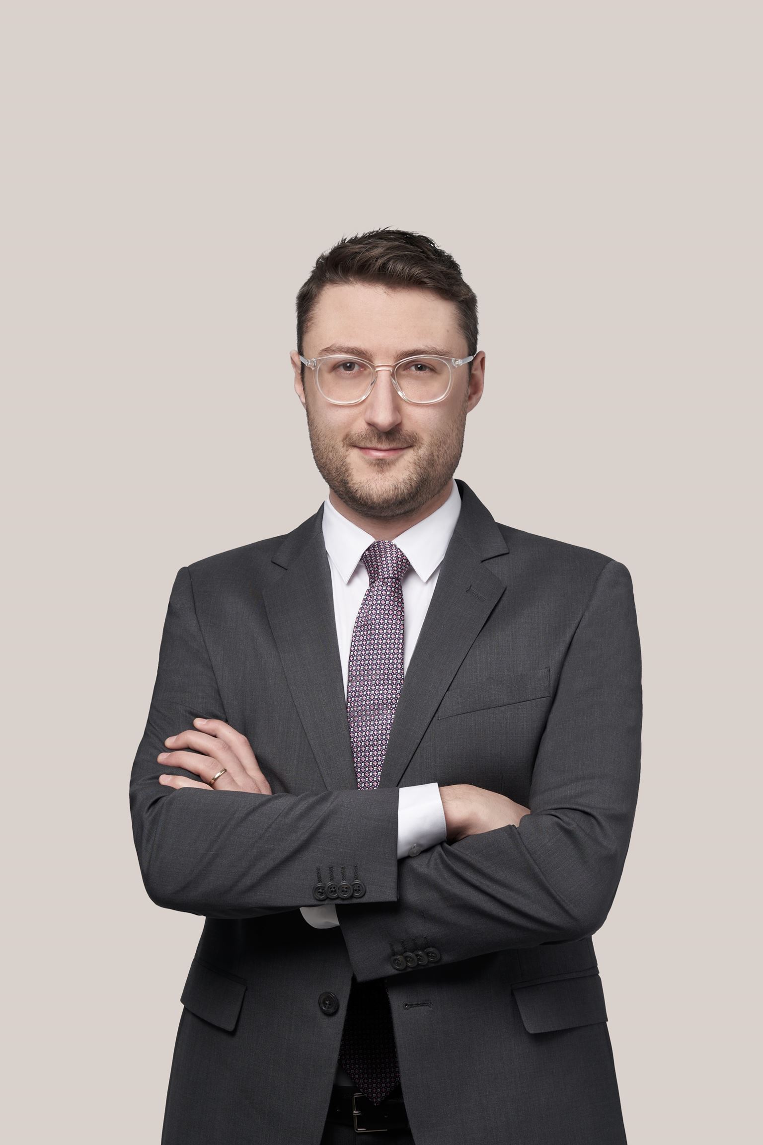 Damien Hallé-Hannan, Associate | Corporate/Commercial