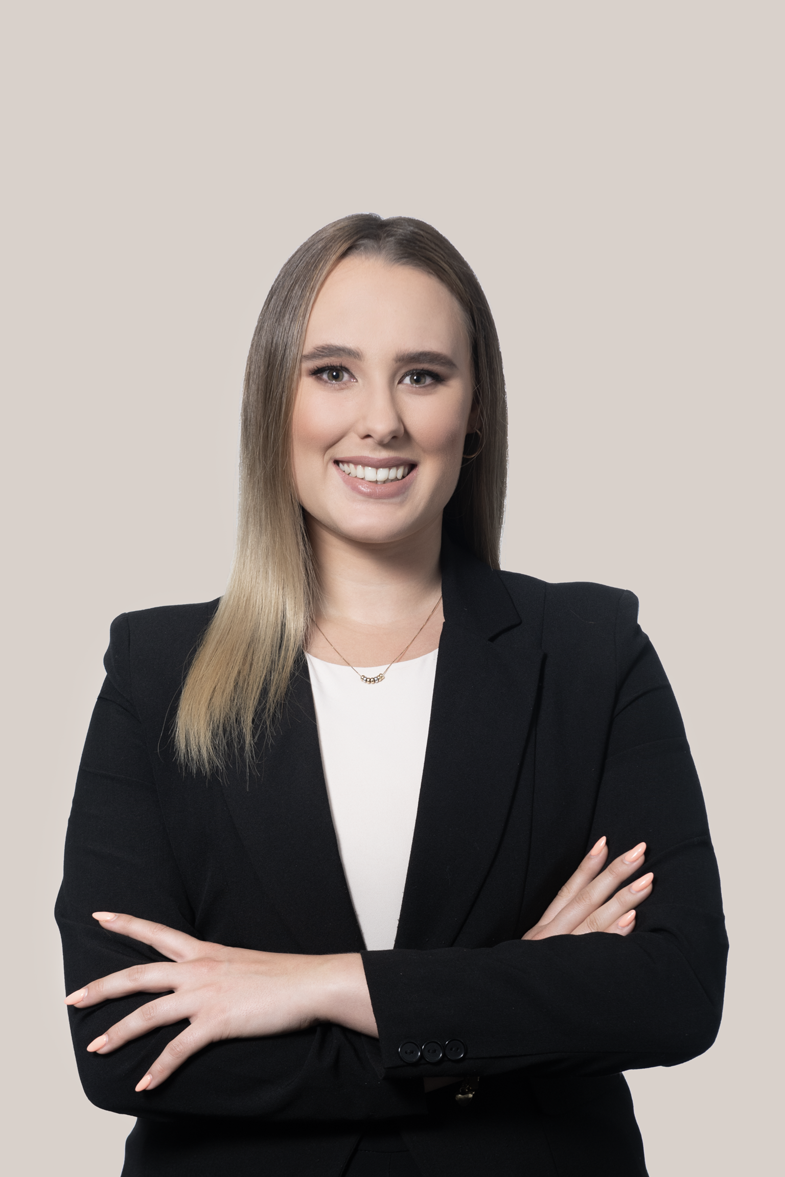 Julia Tosi, Associate | Banking & Finance