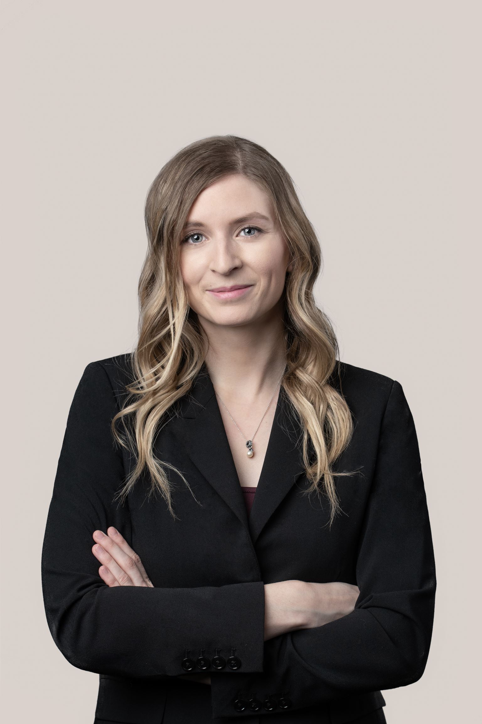 Ariane G. Larochelle, Avocate