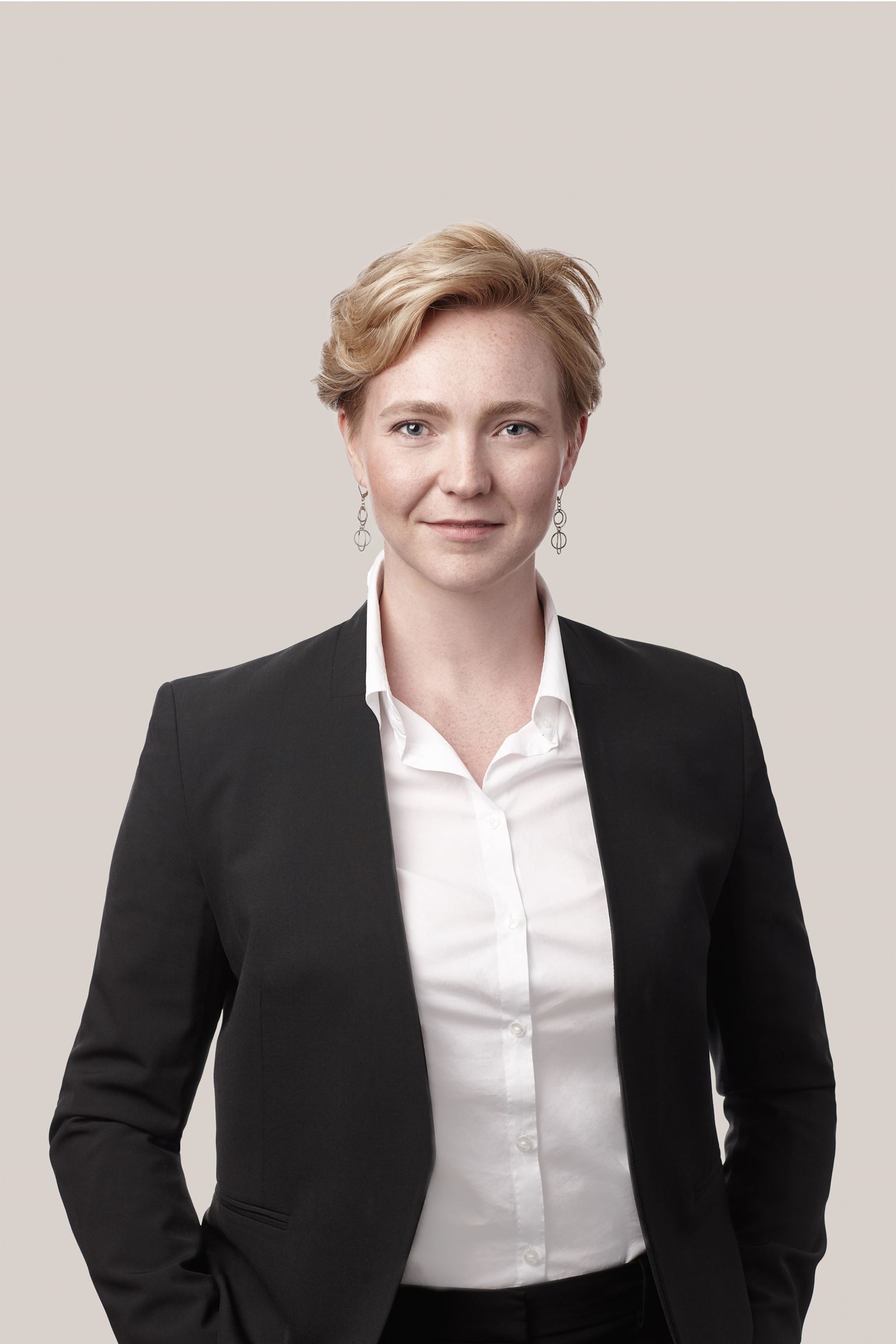 Shannon Snow - Law Student in  Montréal