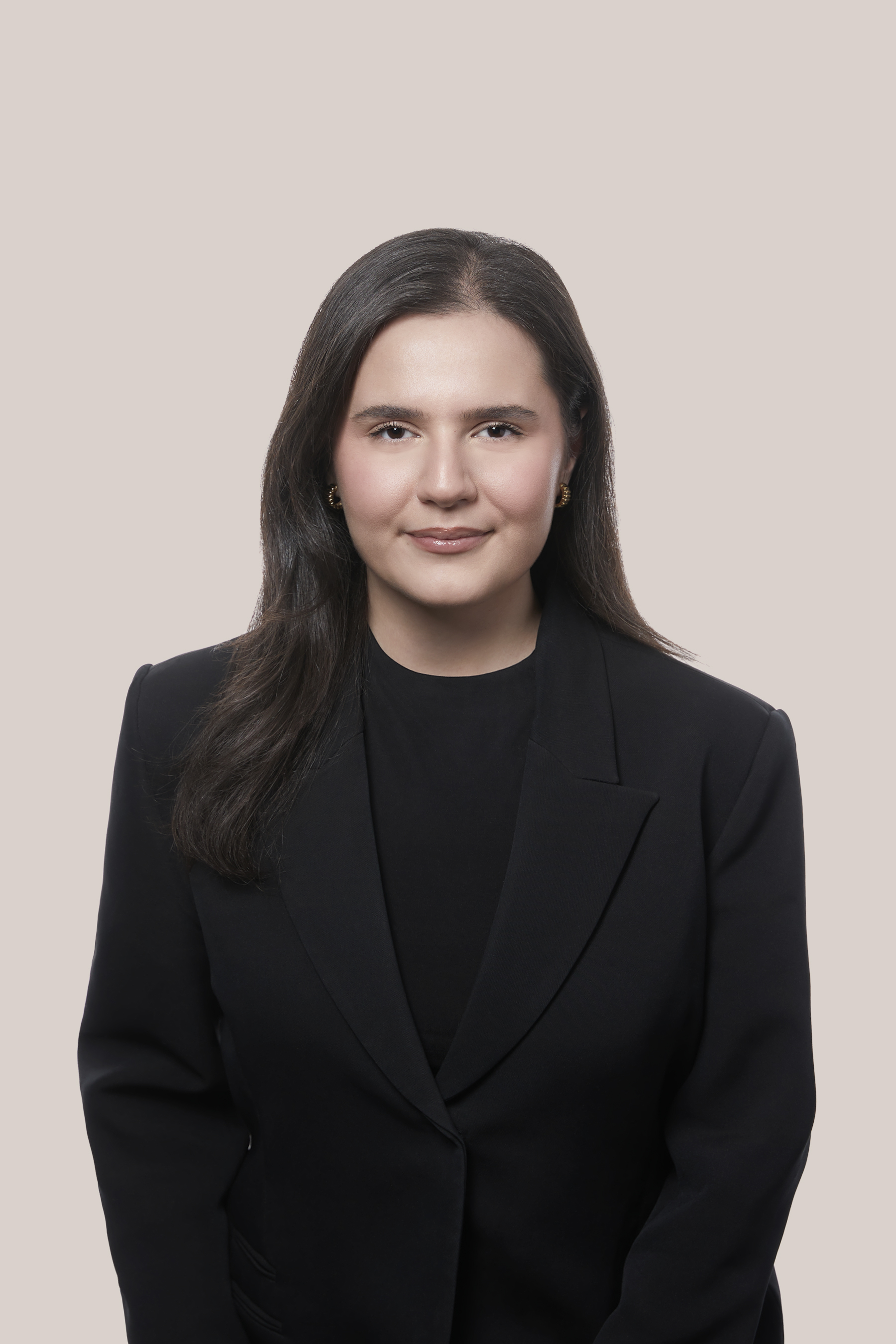 Dina Zonoozi Toronto Lawyer