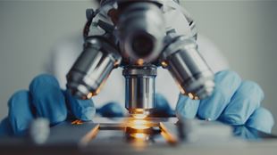 Microscope